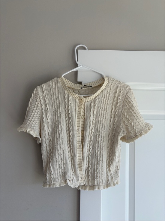 Zara Tops - Zara Cream Cable Knit Short Sleeve Cardigan